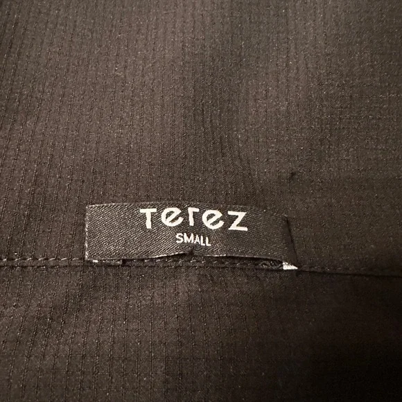 Terez Vision Quarter Zip Windbreaker - Size S (Oversized) - Picture 6 of 10